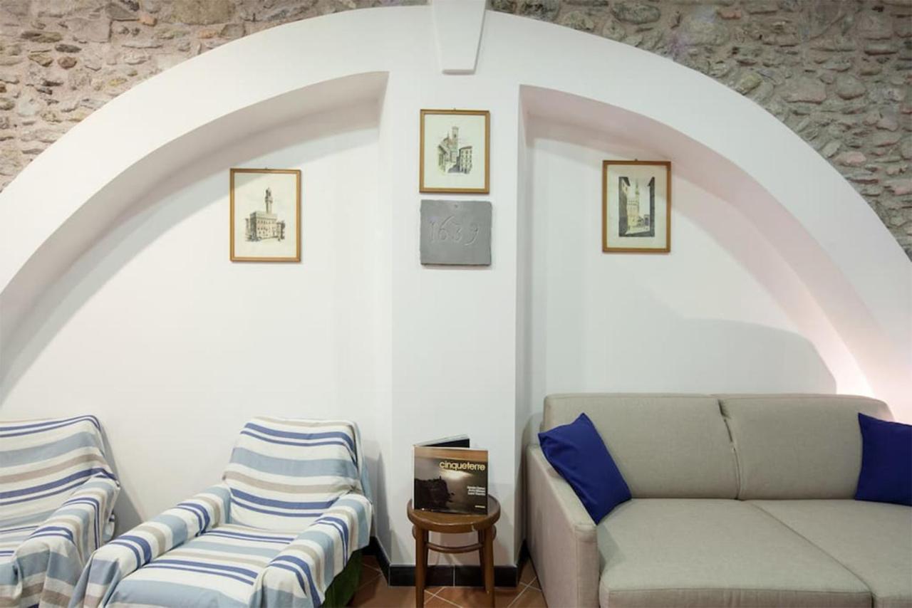 La Cantina Di Lorenza Vernazza Exterior foto